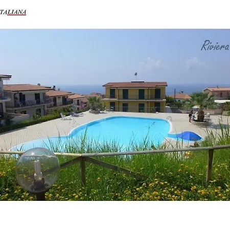 Parco Meridiana Villa *